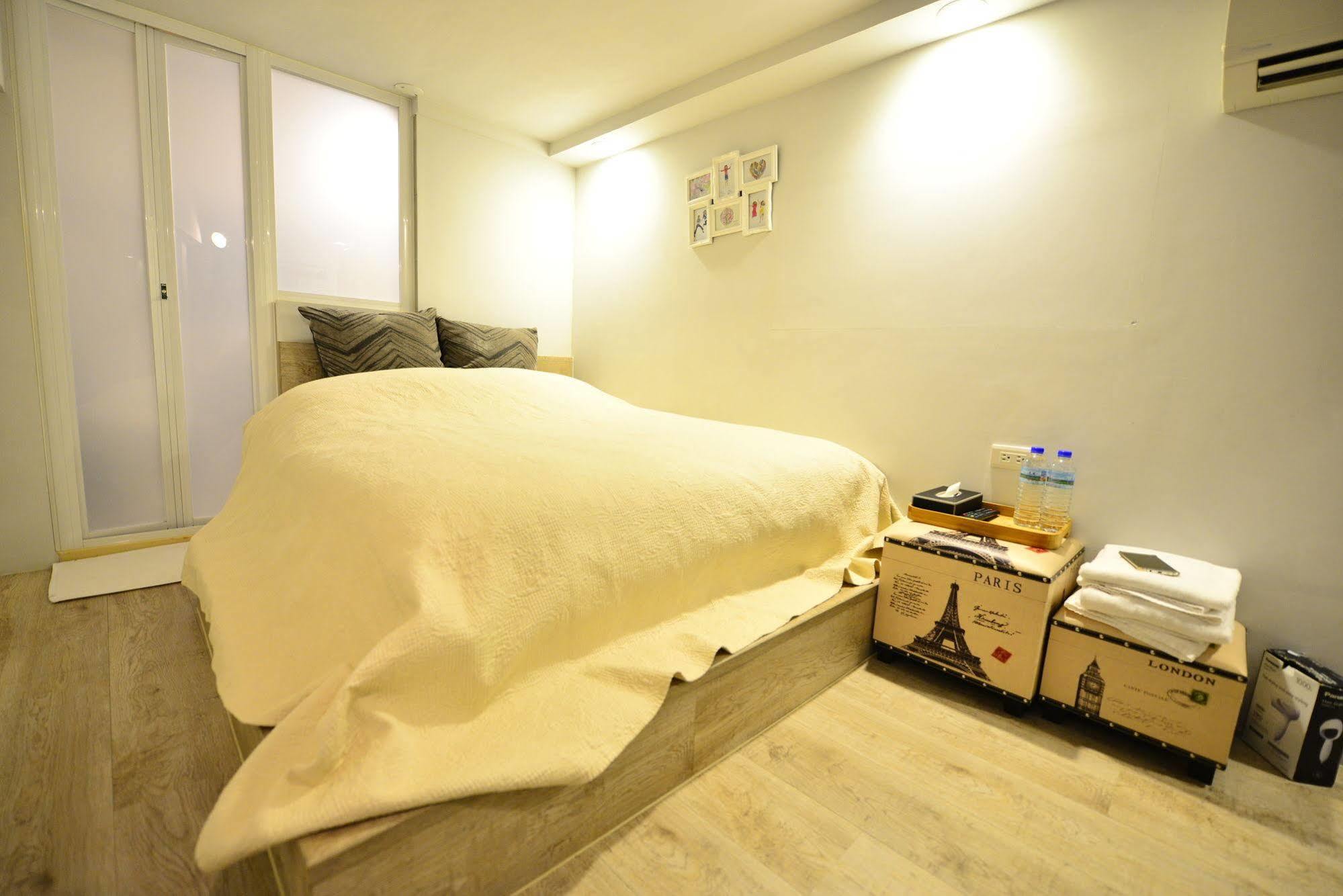 Happy House B&B New Taipei City Екстериор снимка