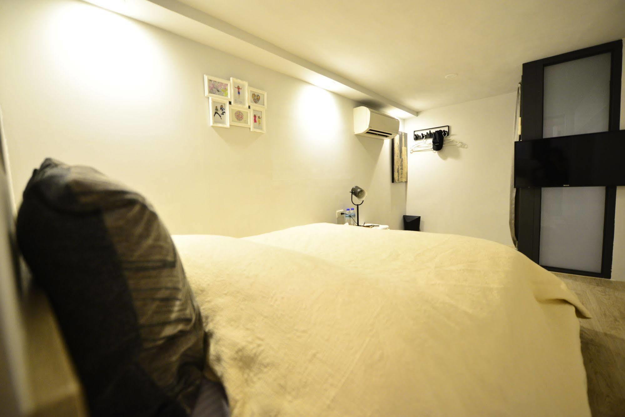 Happy House B&B New Taipei City Екстериор снимка